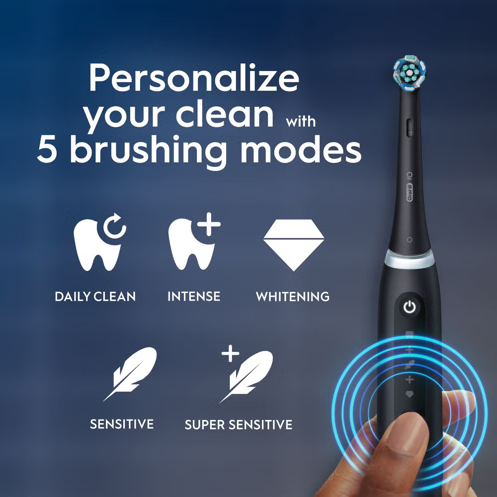 Oral-B iO 5 Black Electric Toothbrush Image 3