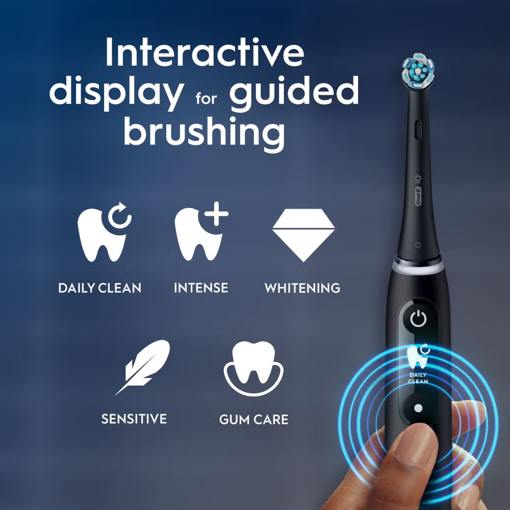 Oral-B iO 6 Black Electric Toothbrush Image 3